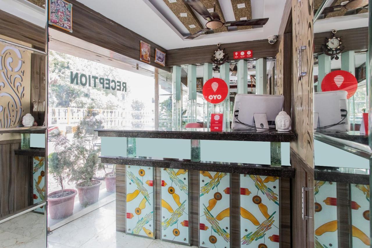 Vaccinated Staff - Oyo 13191 Hotel Atlas Palace Ujjain Exterior photo